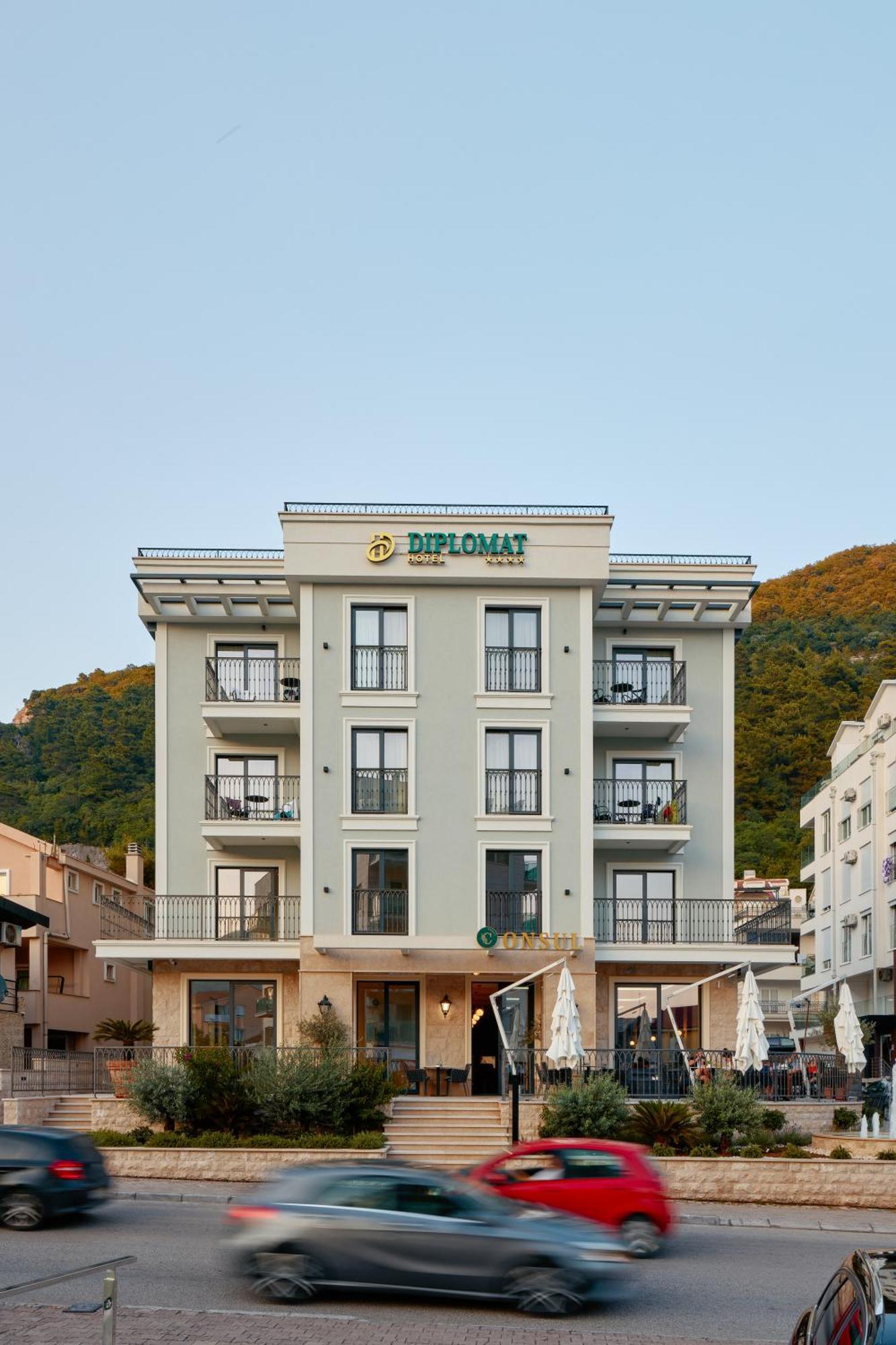 Hotell Diplomat By Aycon Budva