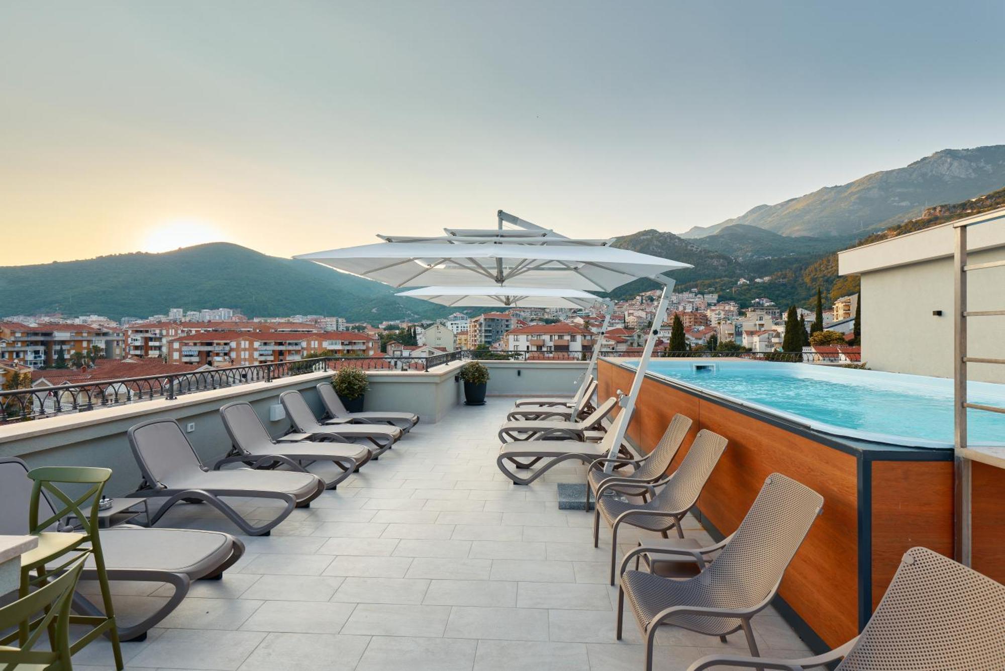 Diplomat By Aycon 4* Budva
